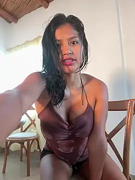 Snapshot of sexi_noemi chatting on 03/16/25, 01:27 sexi noemi online show from 03/16/25, 01:27