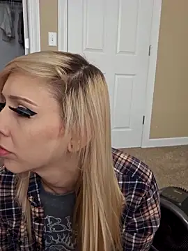 AmethystFoxx online show from 02/07/26, 07:22