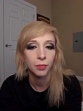 AmethystFoxx online show from 04/11/26, 06:22