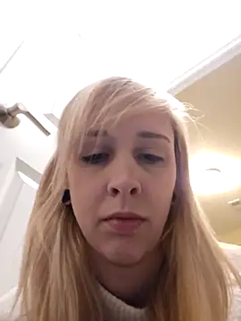 AmethystFoxx online show from 12/21/25, 10:54