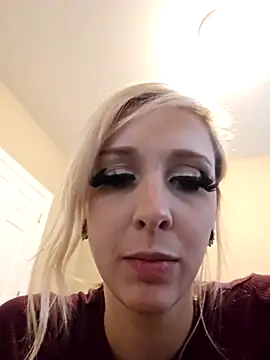 AmethystFoxx online show from 11/15/25, 10:25