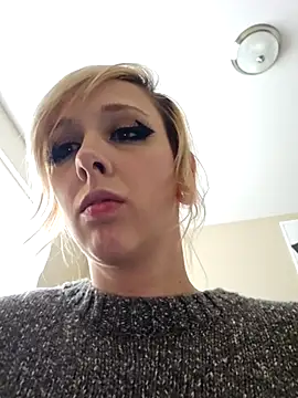 AmethystFoxx online show from 05/06/26, 09:30
