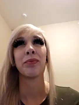 AmethystFoxx online show from 12/20/25, 12:13