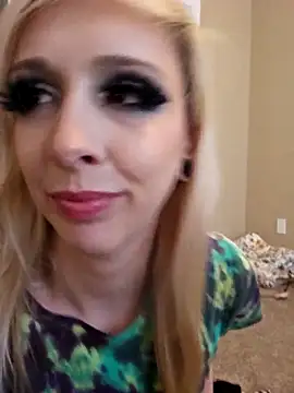 AmethystFoxx online show from 11/12/25, 09:40