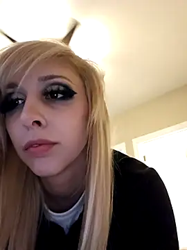 AmethystFoxx online show from 11/29/25, 09:48