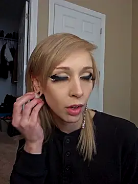 AmethystFoxx online show from 02/20/26, 07:27