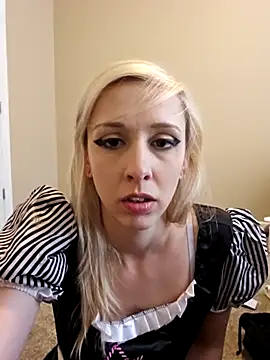 AmethystFoxx online show from 10/20/25, 06:52
