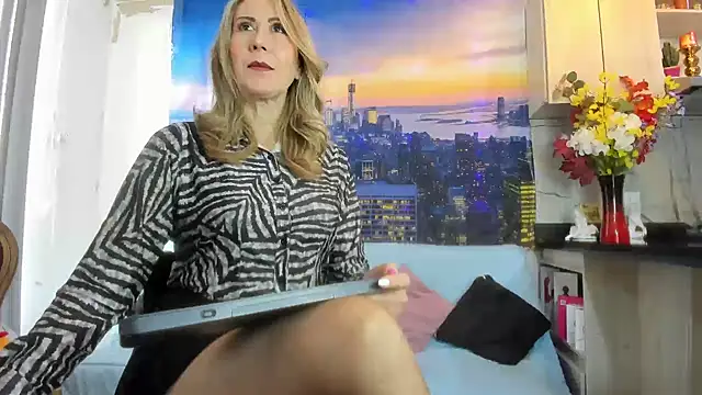 ashleymilf 1 online show from 01/11/26, 04:25