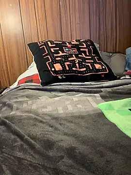 Mini And The Bear online show from 02/05/26, 05:42