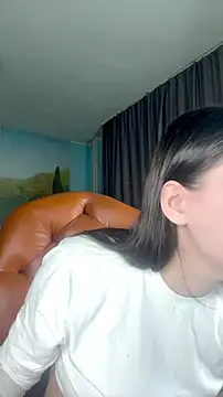 Snapshot of NinaVI chatting on 02/23/25, 05:29 NinaVI online show from 02/23/25, 05:29