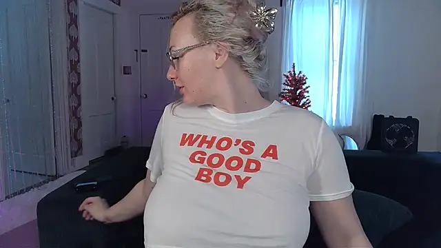 ashleyblaydex online show from 12/03/25, 08:08