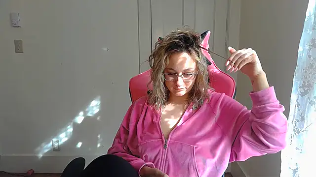 ashleyblaydex online show from 05/25/26, 09:02