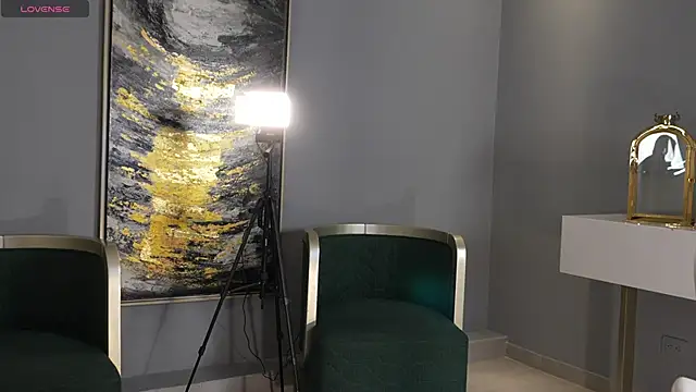 Snapshot of NaomiSainz chatting on 02/24/26, 01:34 NaomiSainz online show from 02/24/26, 01:34