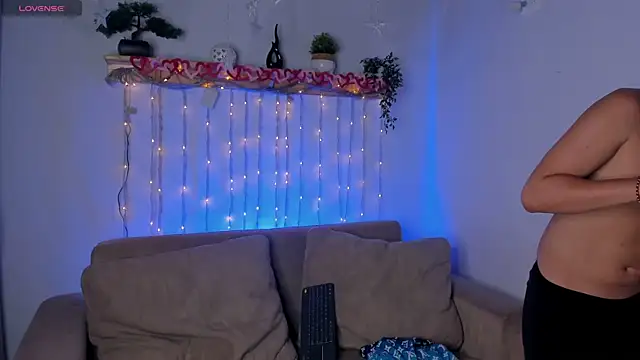 tomdrew69 online show from 04/23/26, 03:02