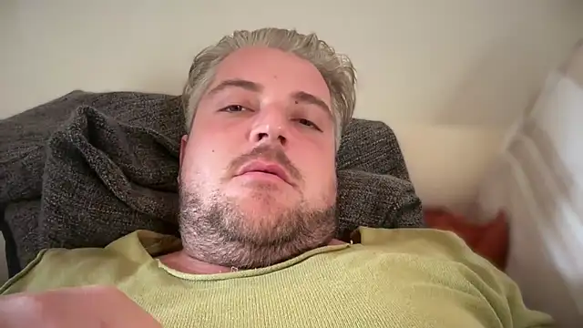 cazzo90p online show from 10/12/25, 06:15