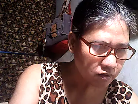 sweetsosie18 online show from 06/11/26, 03:25