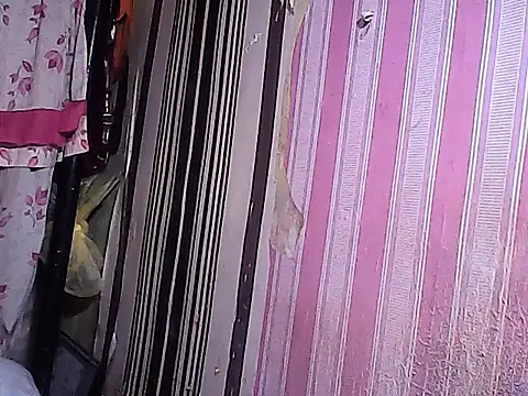 Snapshot of sweetsosie18 chatting on 11/29/25, 06:57 sweetsosie18 online show from 11/29/25, 06:57