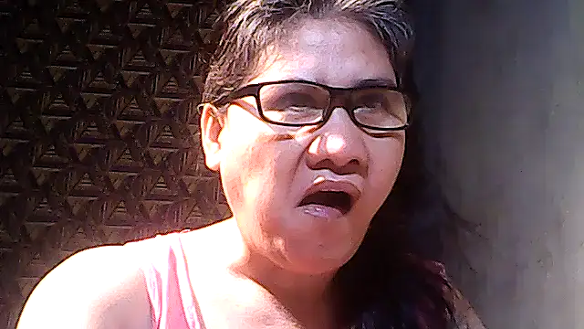 Snapshot of sweetsosie18 chatting on 11/30/25, 10:38 sweetsosie18 online show from 11/30/25, 10:38