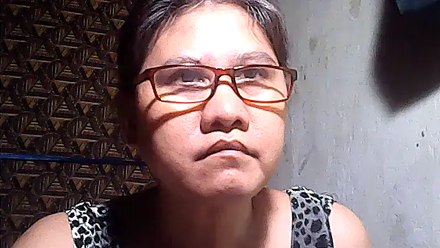 sweetsosie18 online show from 05/03/26, 03:48