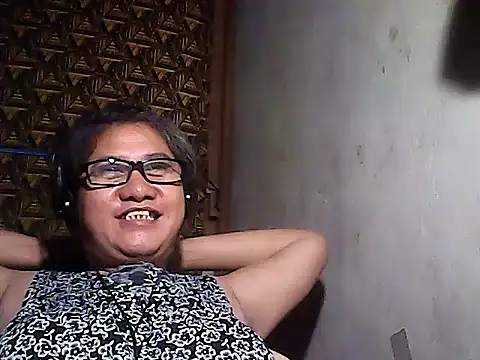 sweetsosie18 online show from 01/11/26, 06:15