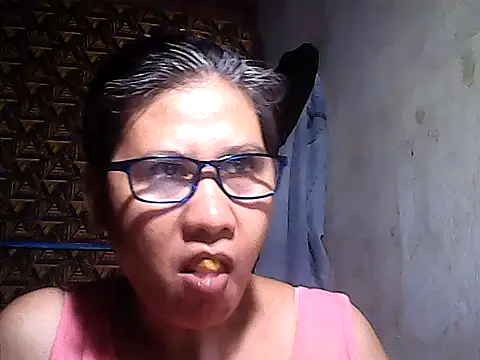 sweetsosie18 online show from 07/10/26, 10:48