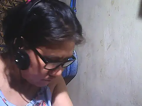 sweetsosie18 online show from 02/18/26, 07:10