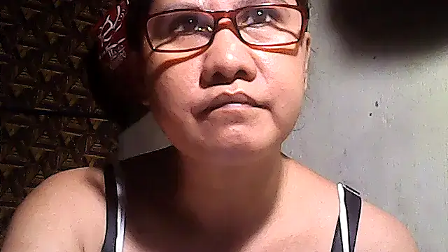 sweetsosie18 online show from 05/13/26, 04:08