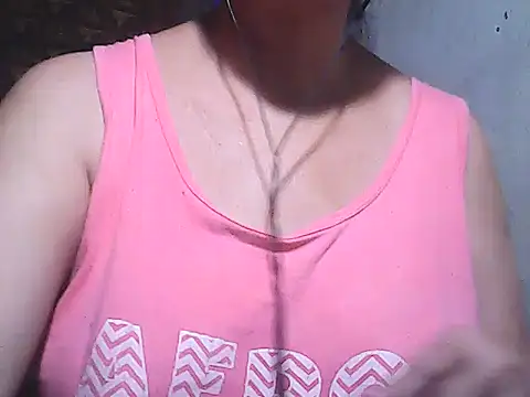 sweetsosie18 online show from 02/11/26, 08:09