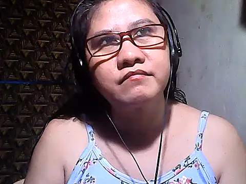 sweetsosie18 online show from 02/13/26, 11:32