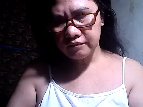 sweetsosie18 online show from 05/06/26, 05:39
