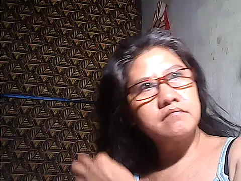 sweetsosie18 online show from 06/09/26, 12:28