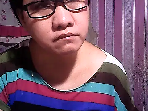 Snapshot of sweetsosie18 chatting on 10/19/25, 02:36 sweetsosie18 online show from 10/19/25, 02:36