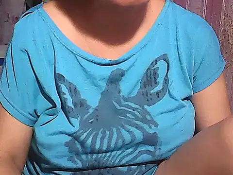 Snapshot of sweetsosie18 chatting on 11/20/25, 05:57 sweetsosie18 online show from 11/20/25, 05:57