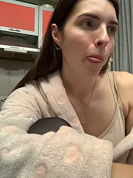 Snapshot of SeducingYoghourt chatting on 01/18/25, 02:23 SeducingYoghourt online show from 01/18/25, 02:23