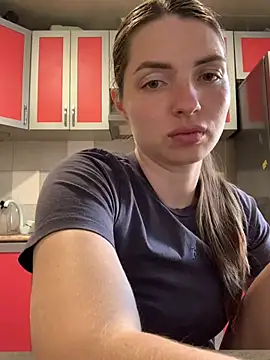 SeducingYoghourt online show from 05/28/26, 04:24