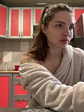 SeducingYoghourt online show from 04/18/26, 02:52