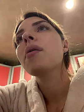 SeducingYoghourt online show from 02/19/26, 04:59