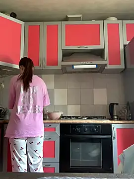 SeducingYoghourt online show from 05/06/26, 11:14