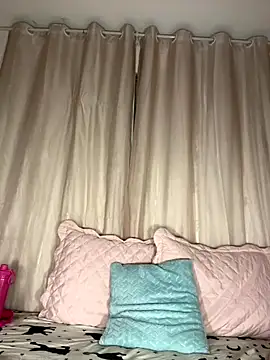 Kaiisa  online show from 11/05/25, 09:07