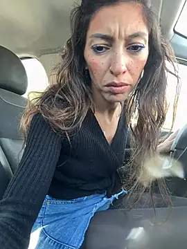 Snapshot of amanilouve chatting on 01/10/26, 11:16 amanilouve online show from 01/10/26, 11:16