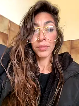 amanilouve online show from 11/07/25, 10:53