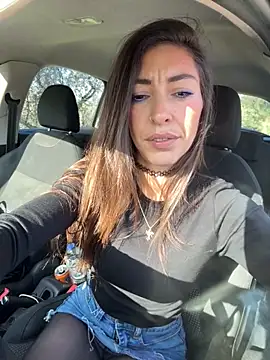 Snapshot of amanilouve chatting on 02/01/26, 09:29 amanilouve online show from 02/01/26, 09:29