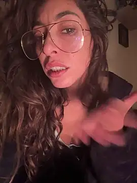 amanilouve online show from 11/08/25, 06:11