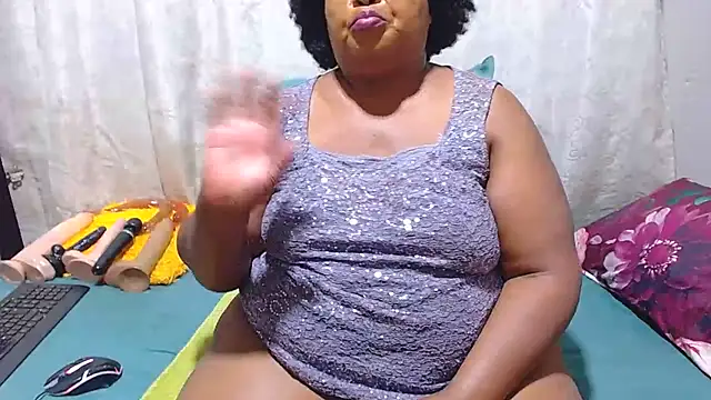 MatureBootyBabe4Uxx online show from 02/20/26, 01:13