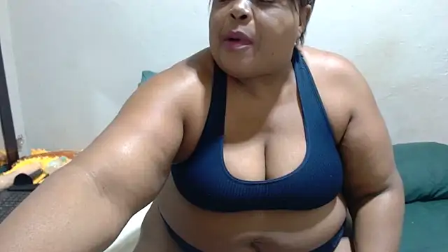 Snapshot of MatureBootyBabe4Uxx chatting on 04/27/26, 01:09 MatureBootyBabe4Uxx online show from 04/27/26, 01:09