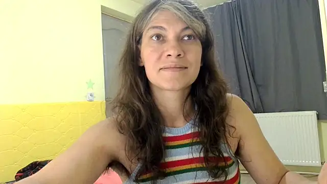 Snapshot of MercyLove chatting on 09/19/25, 02:54 MercyLove online show from 09/19/25, 02:54
