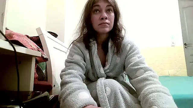 Snapshot of MercyLove chatting on 01/12/25, 03:25 MercyLove online show from 01/12/25, 03:25