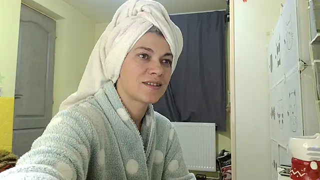 Snapshot of MercyLove chatting on 02/19/26, 05:54 MercyLove online show from 02/19/26, 05:54