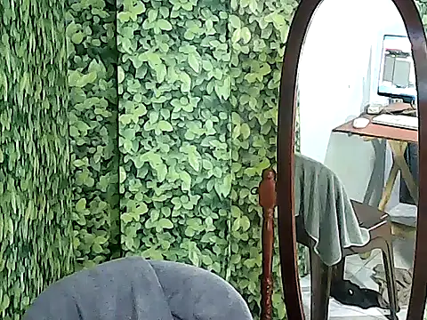 yummy 21xxx online show from 11/28/25, 07:08