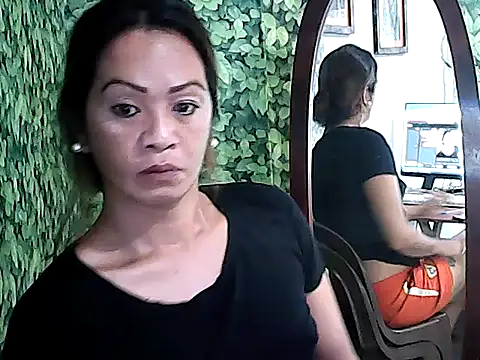 yummy 21xxx online show from 09/19/25, 01:53